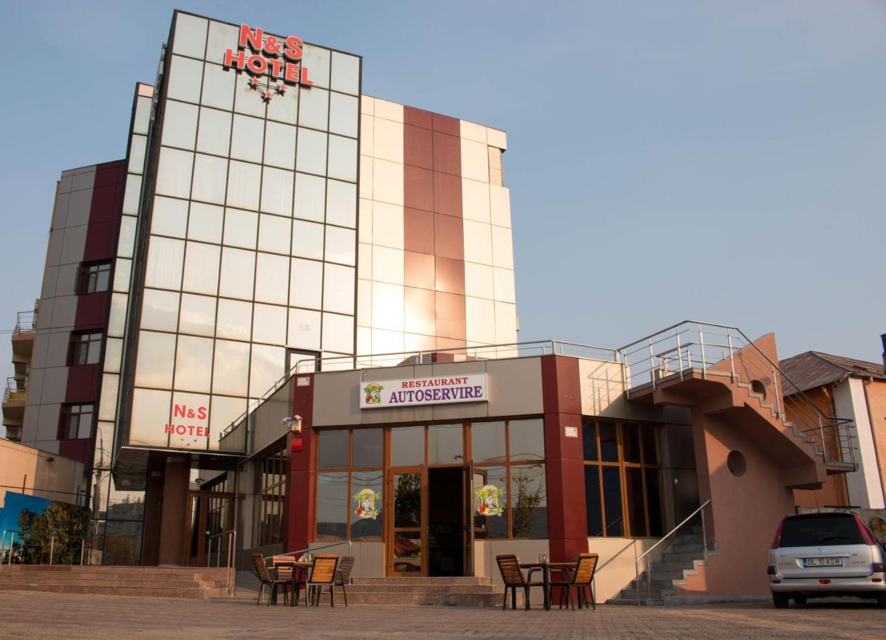 N&S Hotel Barlad Birlad Экстерьер фото