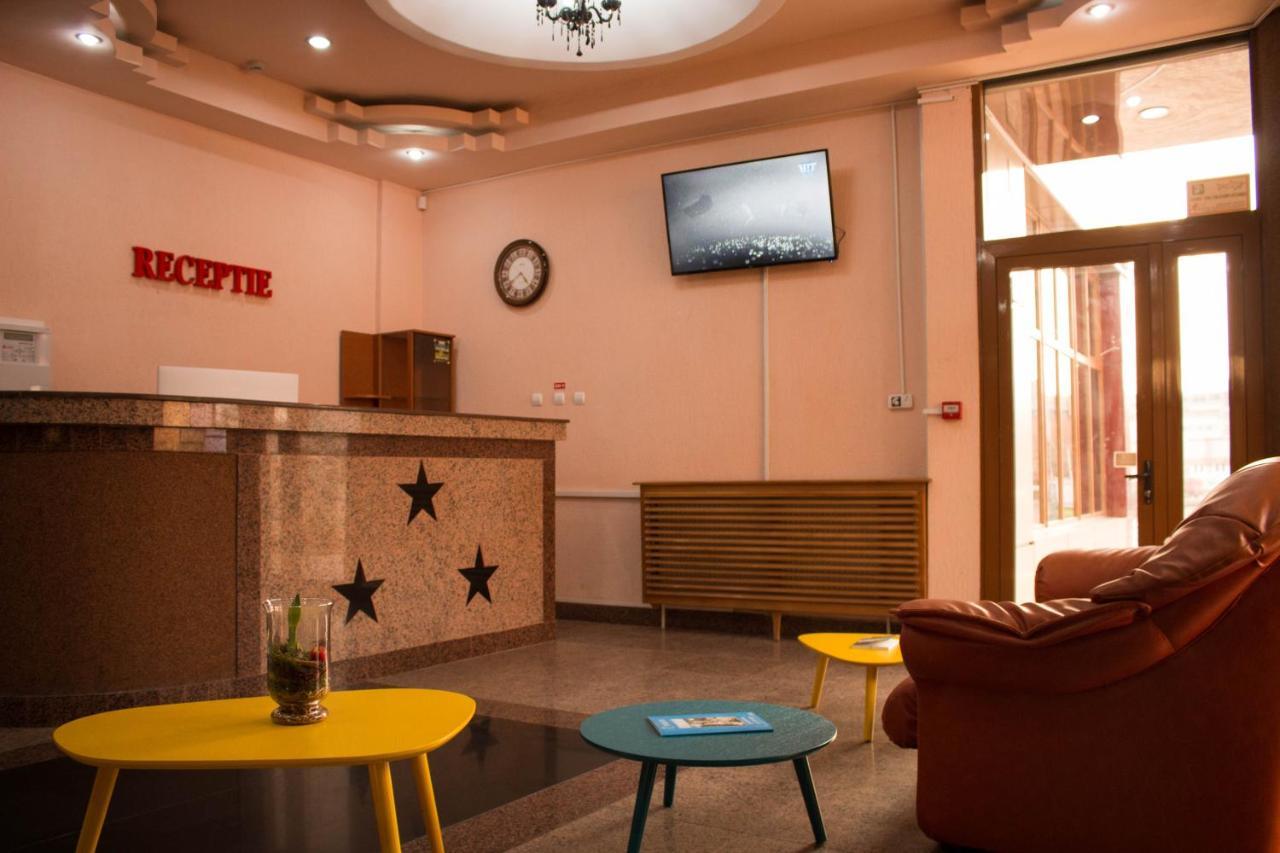 N&S Hotel Barlad Birlad Экстерьер фото