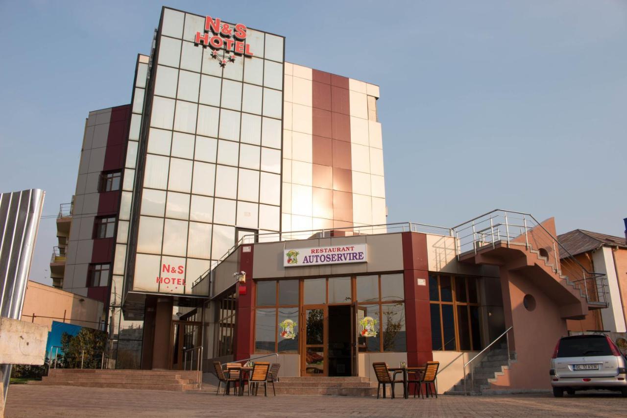 N&S Hotel Barlad Birlad Экстерьер фото